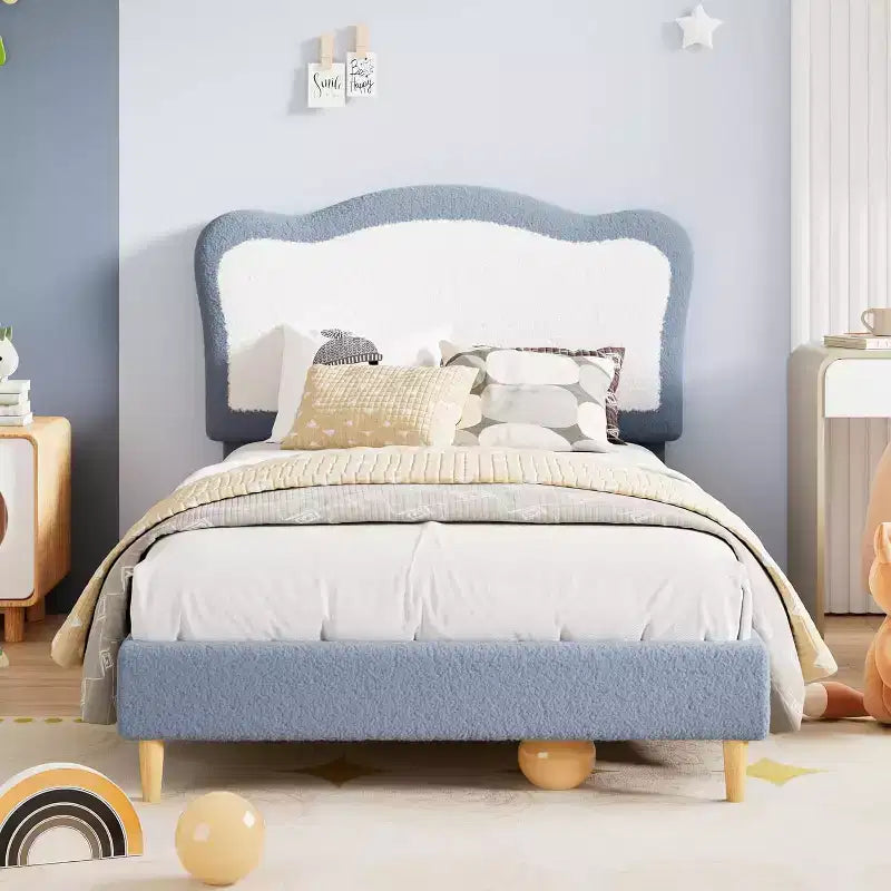 Struttura letto singolo imbottita per bambini con testiera a conchiglia