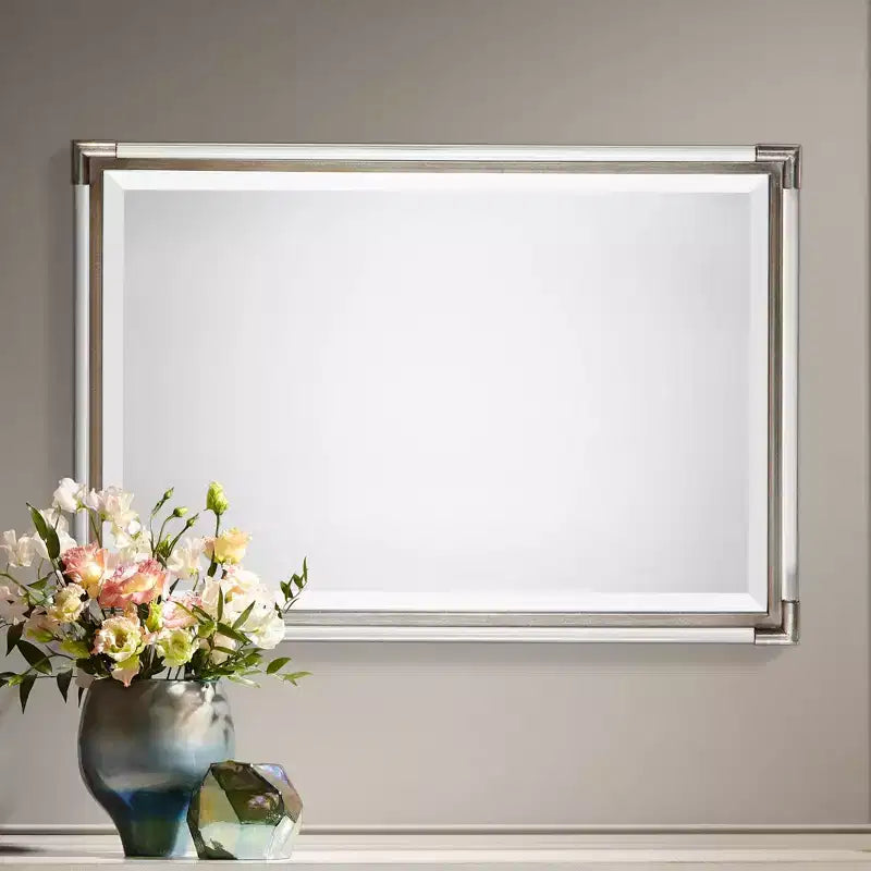 Specchio da parete rettangolare smussato con cornice in metallo, 23" L x 32.75" A